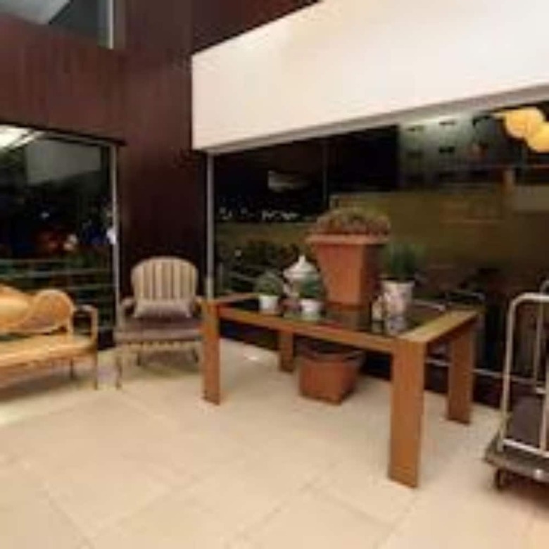 Oasis Tower Hotel
