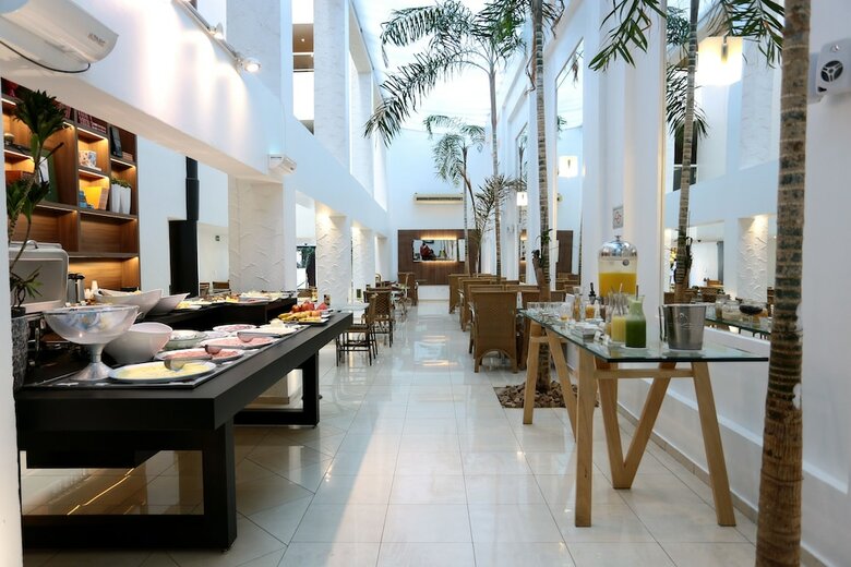 Oasis Tower Hotel