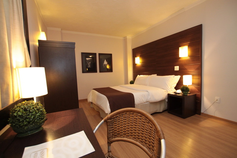 Oasis Tower Hotel