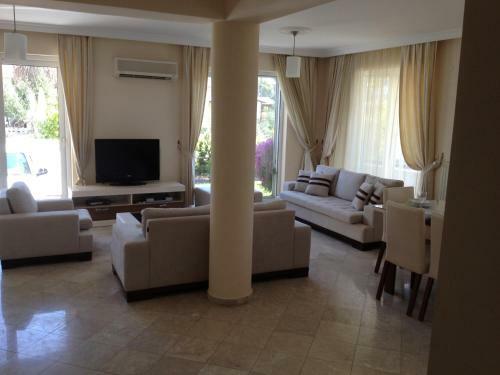 Villa 43 Seaside Residence