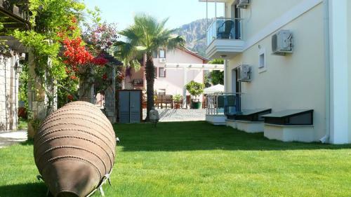Yagmur Hotel