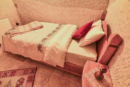 Mosaic Cave Hotel