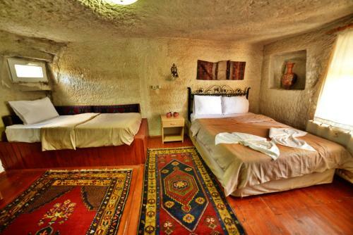 Bed & Breakfast Cave Seasons Deluxe Hotel