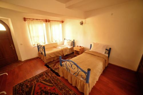 Bed & Breakfast Cave Seasons Deluxe Hotel