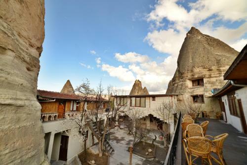 Bed & Breakfast Cave Seasons Deluxe Hotel