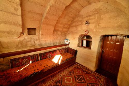 Bed & Breakfast Cave Seasons Deluxe Hotel