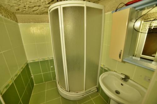 Bed & Breakfast Cave Seasons Deluxe Hotel