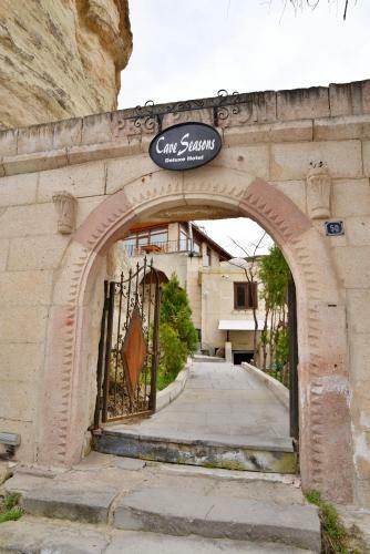 Bed & Breakfast Cave Seasons Deluxe Hotel