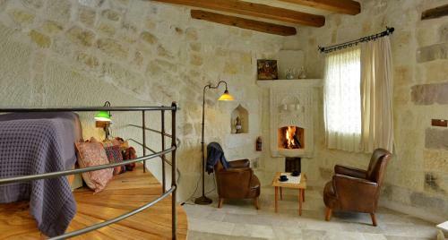 Hotel Seki Cave �avu?in