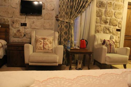 Guzide Cave Hotel