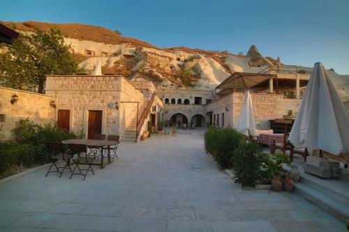 Guzide Cave Hotel