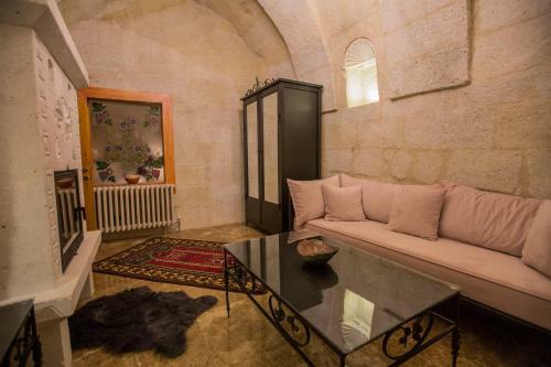 Agarta Cave Hotel