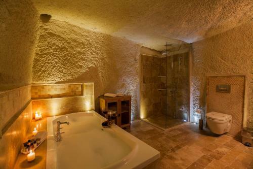 Hotel Azure Cave Suites