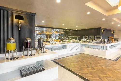 Hotel Doubletree By Hilton Izmir Airport