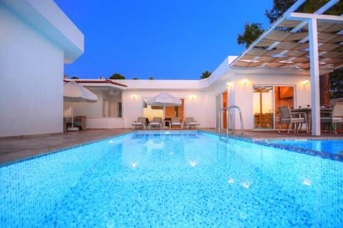 Villa Alya