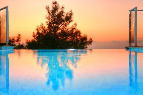 Villa Alya
