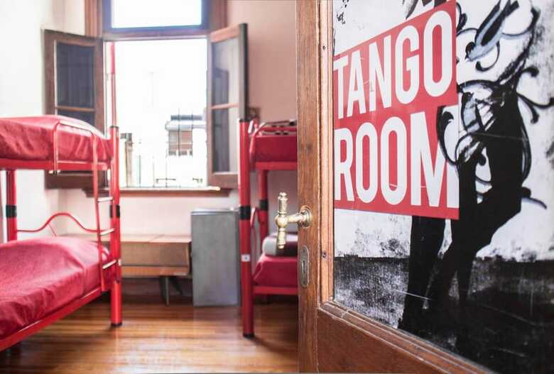 Apartamentos Play Hostel