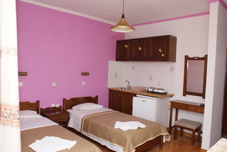 Stam & John Apartments