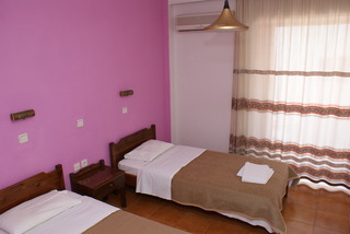 Stam & John Apartments