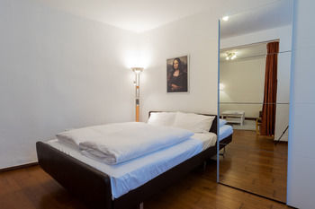 Hotel B! Apartments