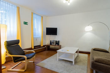 Hotel B! Apartments