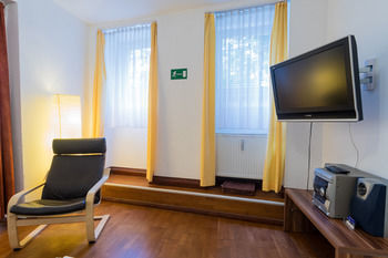 Hotel B! Apartments