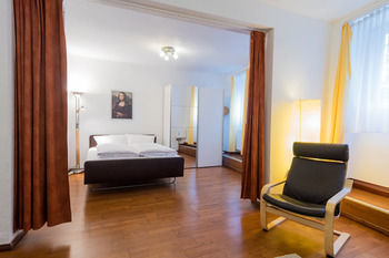 Hotel B! Apartments