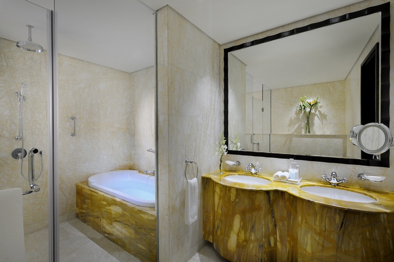 Crowne Plaza - Dubai Jumeirah, An Ihg Hotel