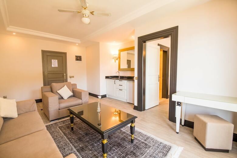 Apartamento The Mediteran Hotel