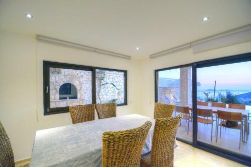 Villa Samsara