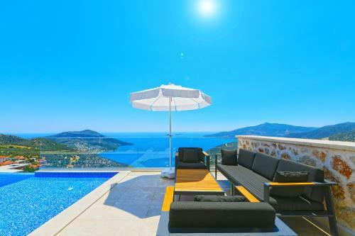Villa Lacivert