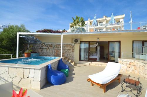 Hotel Cachet - Adult Only +14