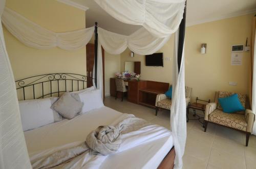 Hotel Cachet - Adult Only +14