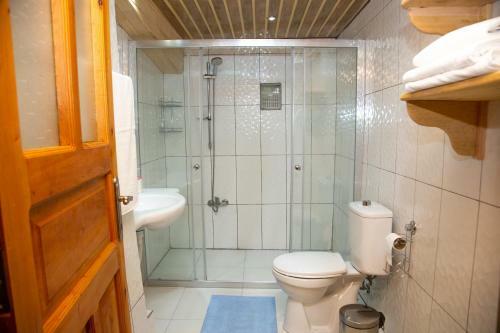 Bed & Breakfast Kara Kedi Beach Bungalow