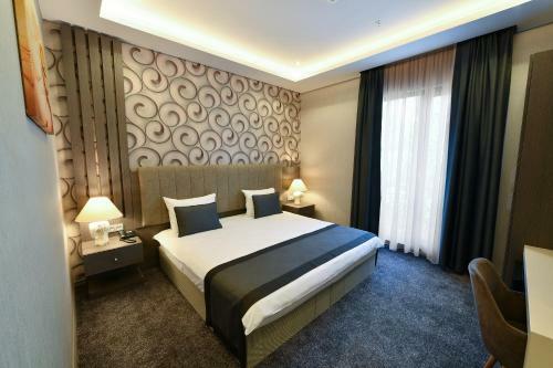 D'lux Bout?que Hotel