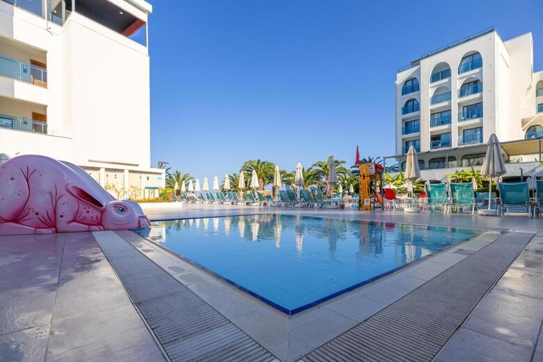 Hotel Infinity By Yelken Aquapark&resorts Ku?adasi