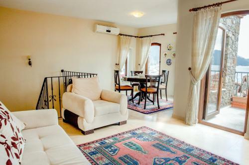 Villa Metis Stone Home