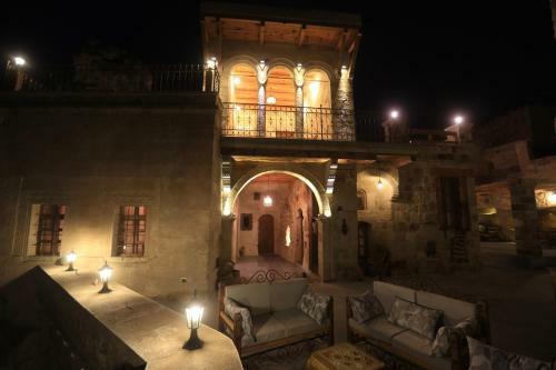 Hotel Abu Hayat Cave Suites