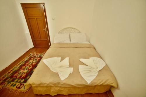 Bed & Breakfast Cave Seasons Deluxe Hotel
