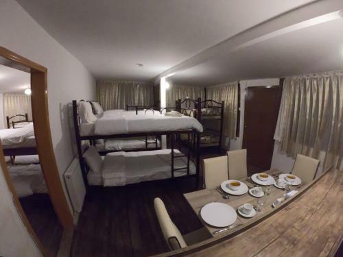 Bed & Breakfast Cave Seasons Deluxe Hotel