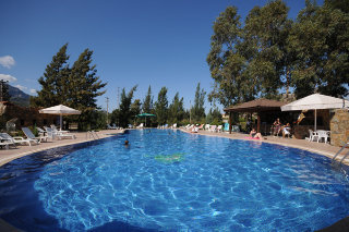 Hotel Holiday Calbis