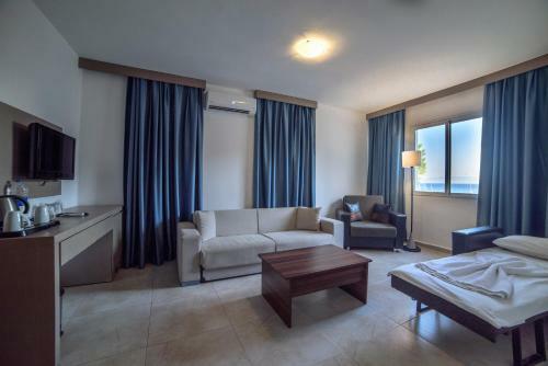Hotel Sea Side Beach Club
