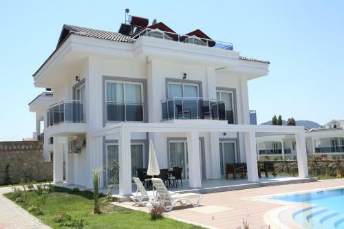 Orka Crystal Villas