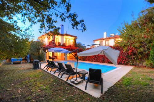 Korunakl? Villa Sarmasik