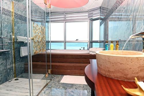 Grand Amisos Hotel