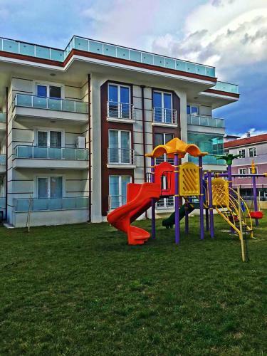 Kemer Caddesi Apartment