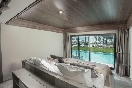 Hotel Paloma Finesse Side
