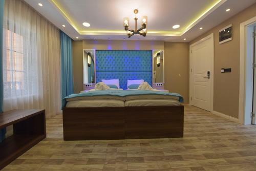Hayat Rose Hotel