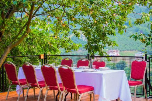 Hadji Amina Villa With Car Rental