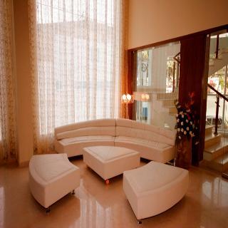 Hotel Trinity Isle